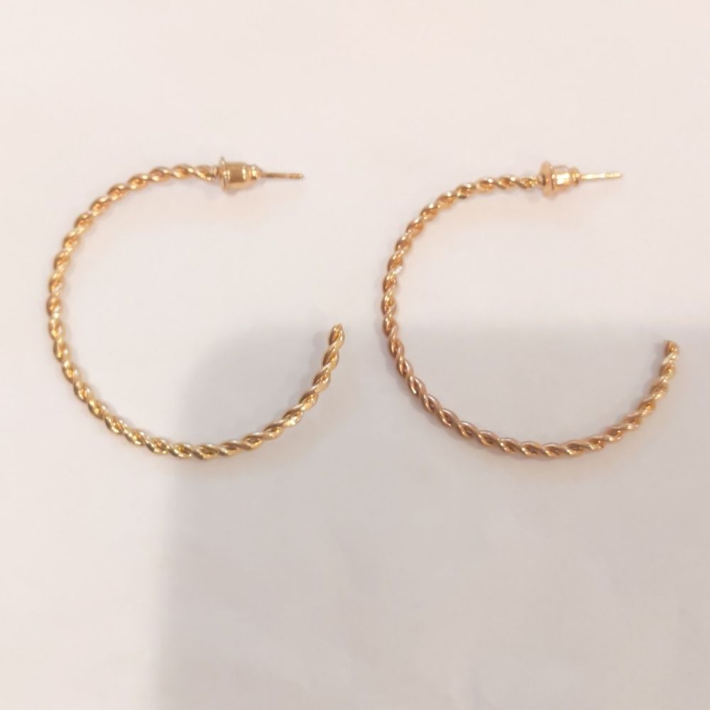 Gold Hoop Earrings Thin Rope 1.5" - Picture 2 of 7